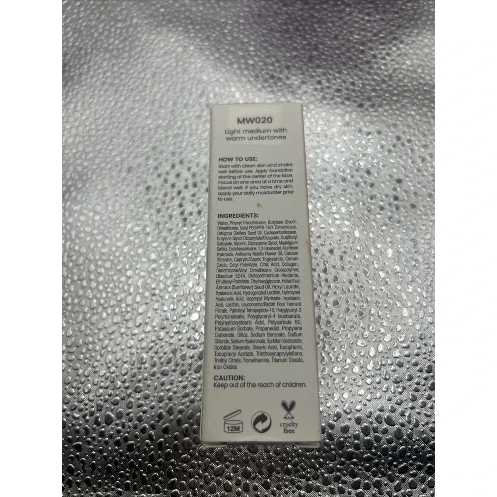 JOAH Crystal Glow Peptide-Infused Foundation 1.01 oz  MW020 Light  To Medium